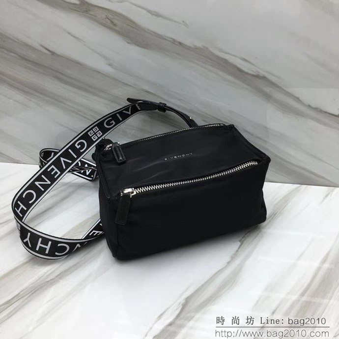 GlVENCHY紀梵希 新款 Pandora白字肩帶布包 1-28588L 白字肩帶 單手提 斜挎包  tsg1237
